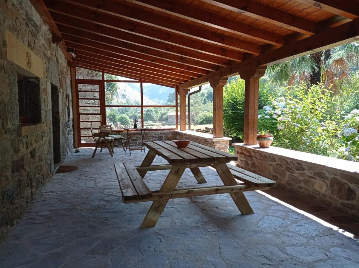 Amplia Y Comoda Casa De Piedra Con Porche Y Jardin San Roque de Riomiera Luaran gambar